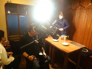 テレビ大阪「ニュースリアル」さんが、商品の撮影をされていま